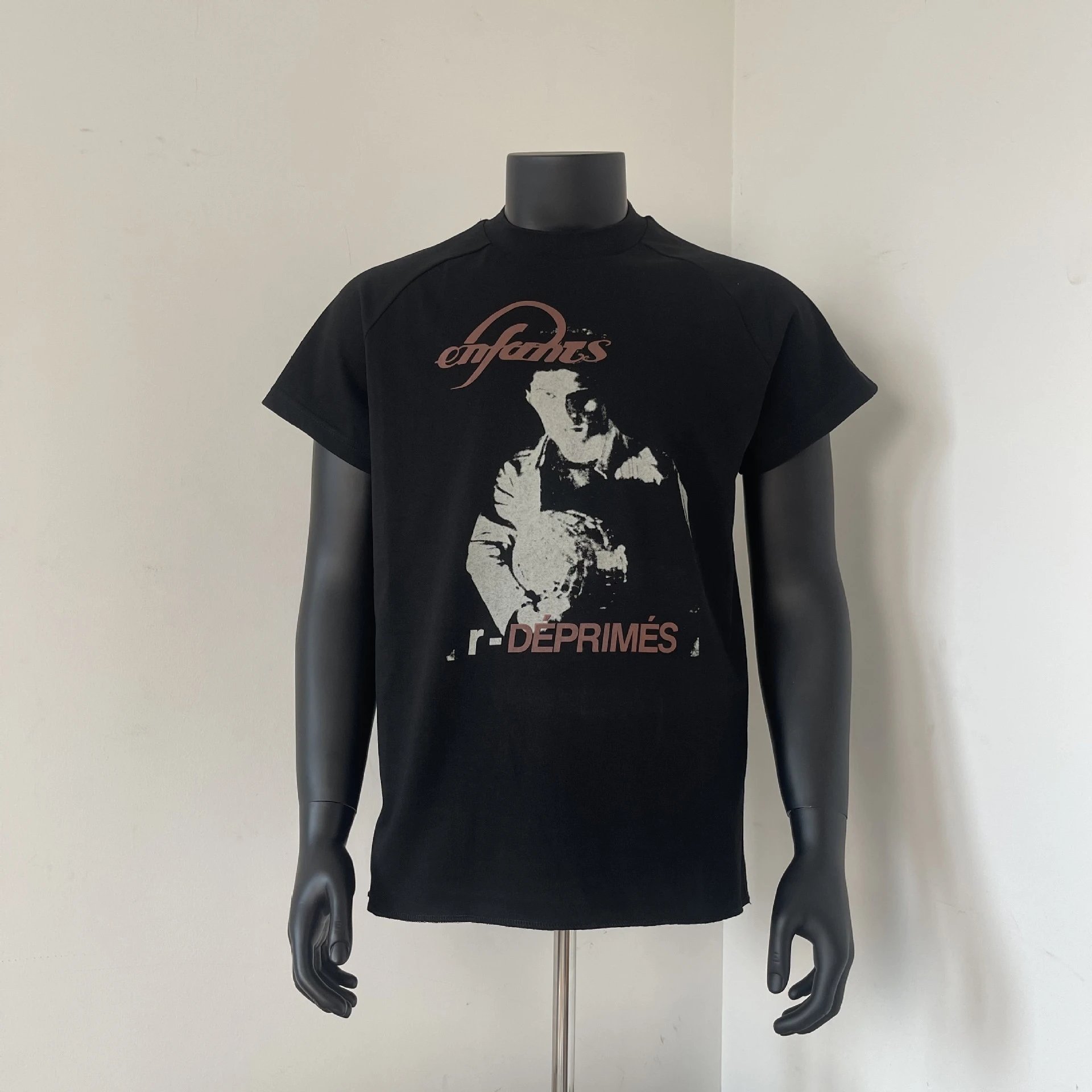 Design Ideology Material T-Shirt Black - 7