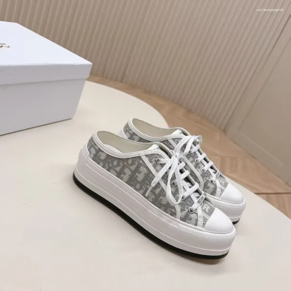 Dior B23 Oblique Gray White Platform Sneakers Chunky Sneakers - 1