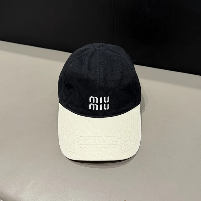 Miu Hats Distressed Logo Baseball Cap product detail image 25