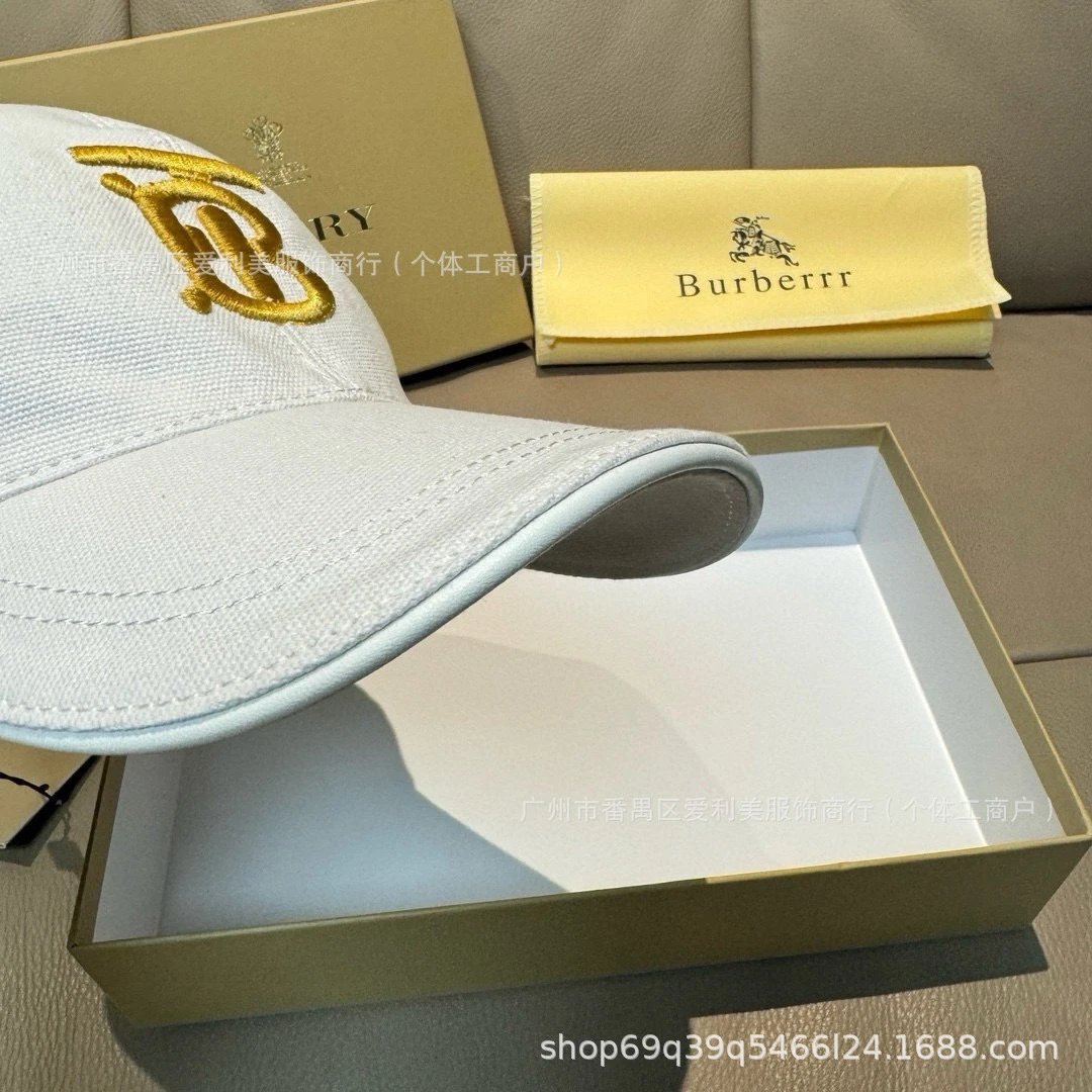 Burberry Equestrian Knight Embroidered Baseball Cap White - 13