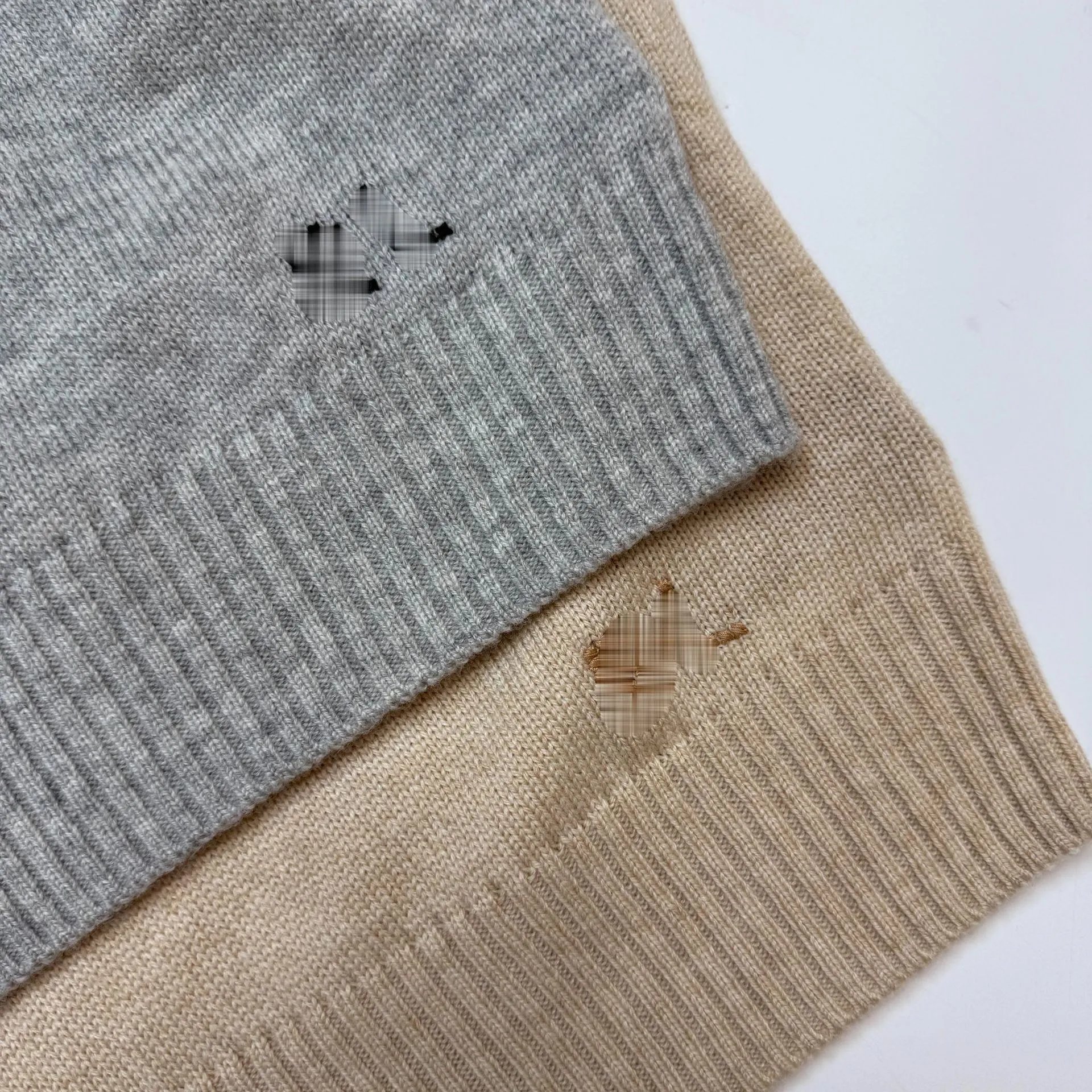 Polo Ralph Lauren Bear Embroidered Gray Sweater - 13