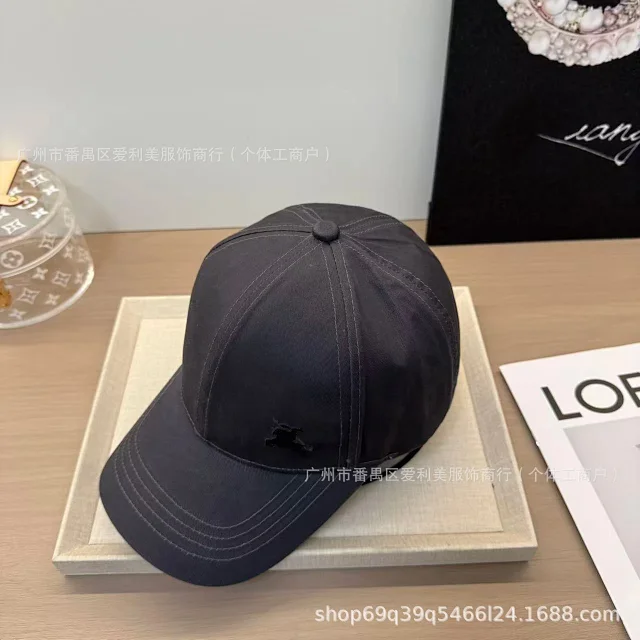 Burberry Hats Embroidered Equestrian Knight Baseball Cap product detail image 20