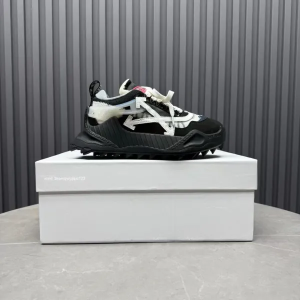 Off-White Off-White™ Industrial Runner Black / White Sneakers Chunky Sneakers - 1