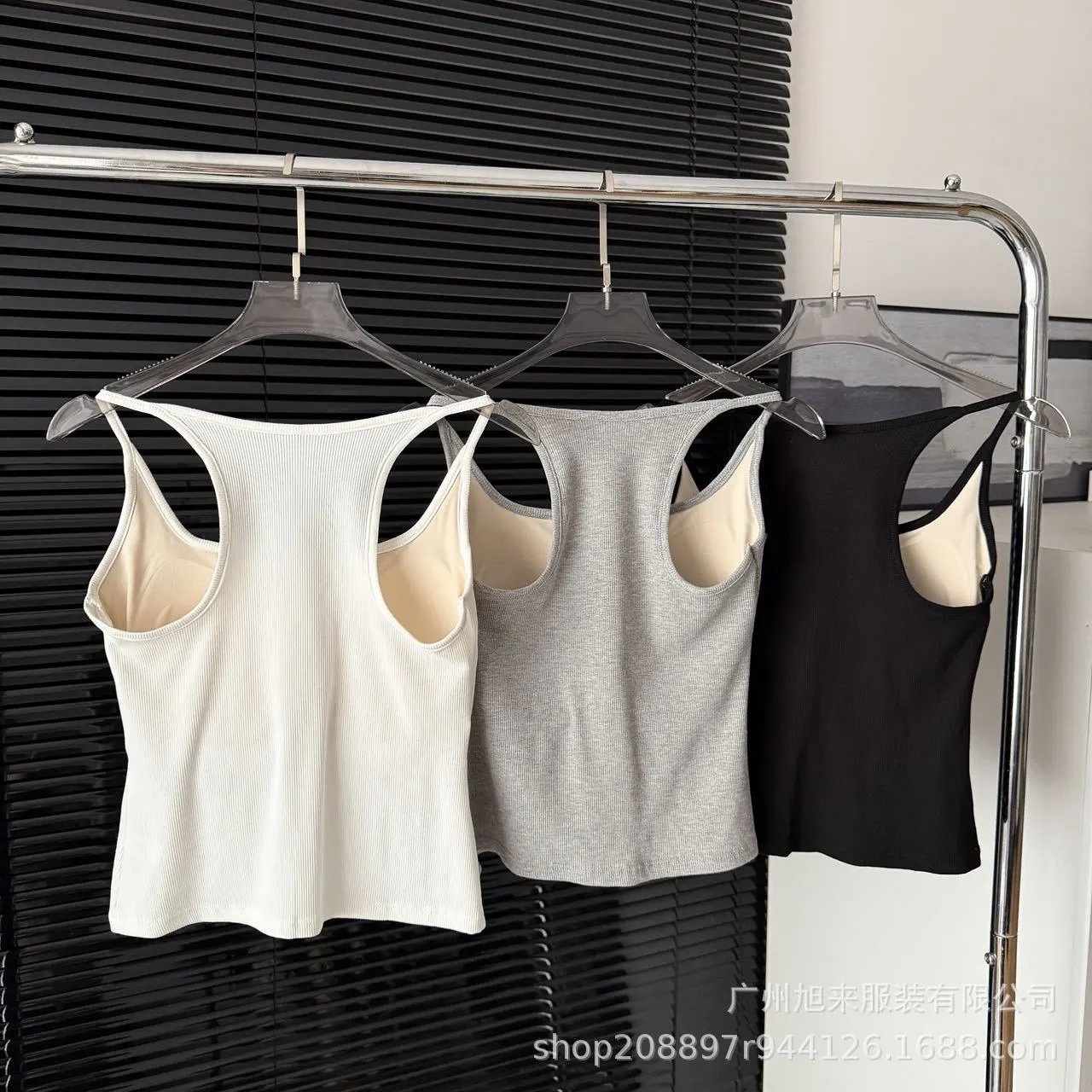 Alo Ribbed Logo Tank Top Black Vest Top - 3
