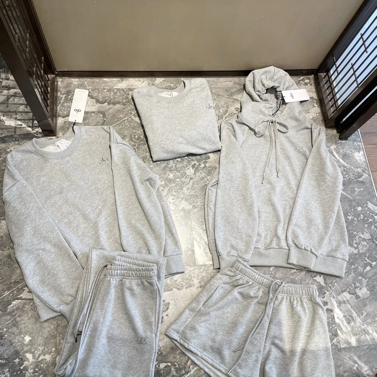 Alo Yoga Essential Lounge Set Yellow Casual Set - 9