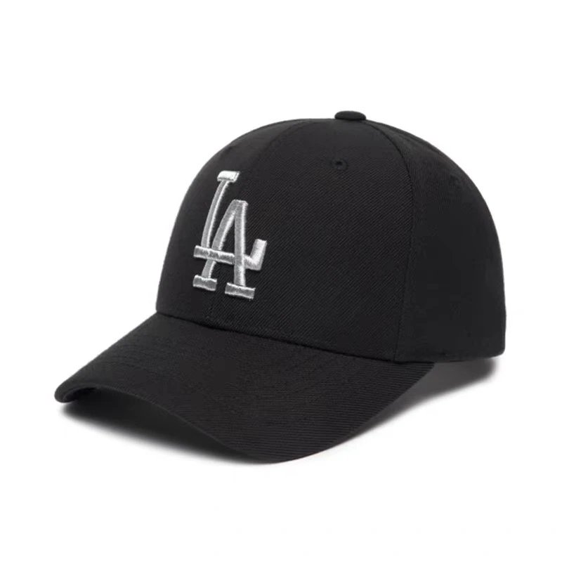 MLB Hats Adjustable curved-brim baseball cap with embroidered New York Yankees logo — Black Hat Silver Label LA