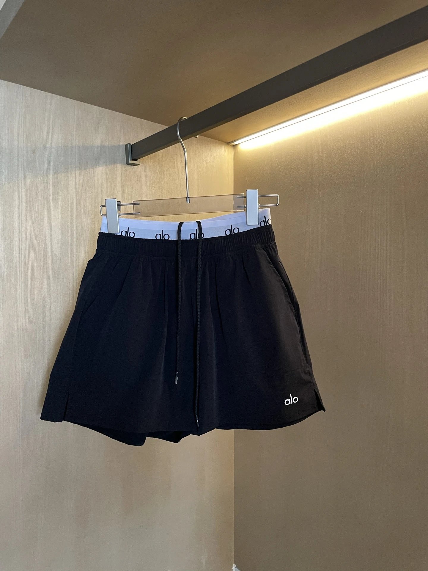 Alo Yoga Flow Shorts Black Activewear Shorts - 7