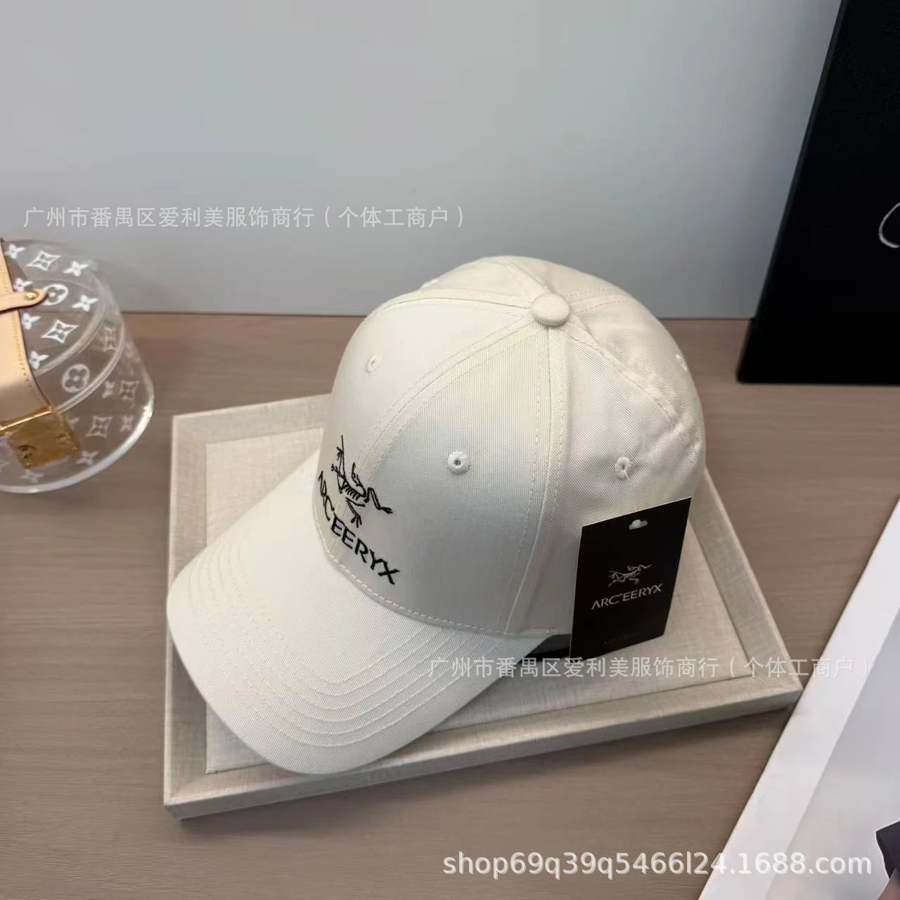 Arc'teryx Logo Embroidered Gray Baseball Cap - 17