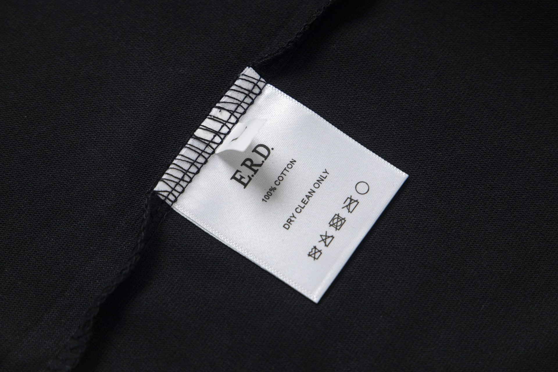 Design Ideology Material T-Shirt Black - 31