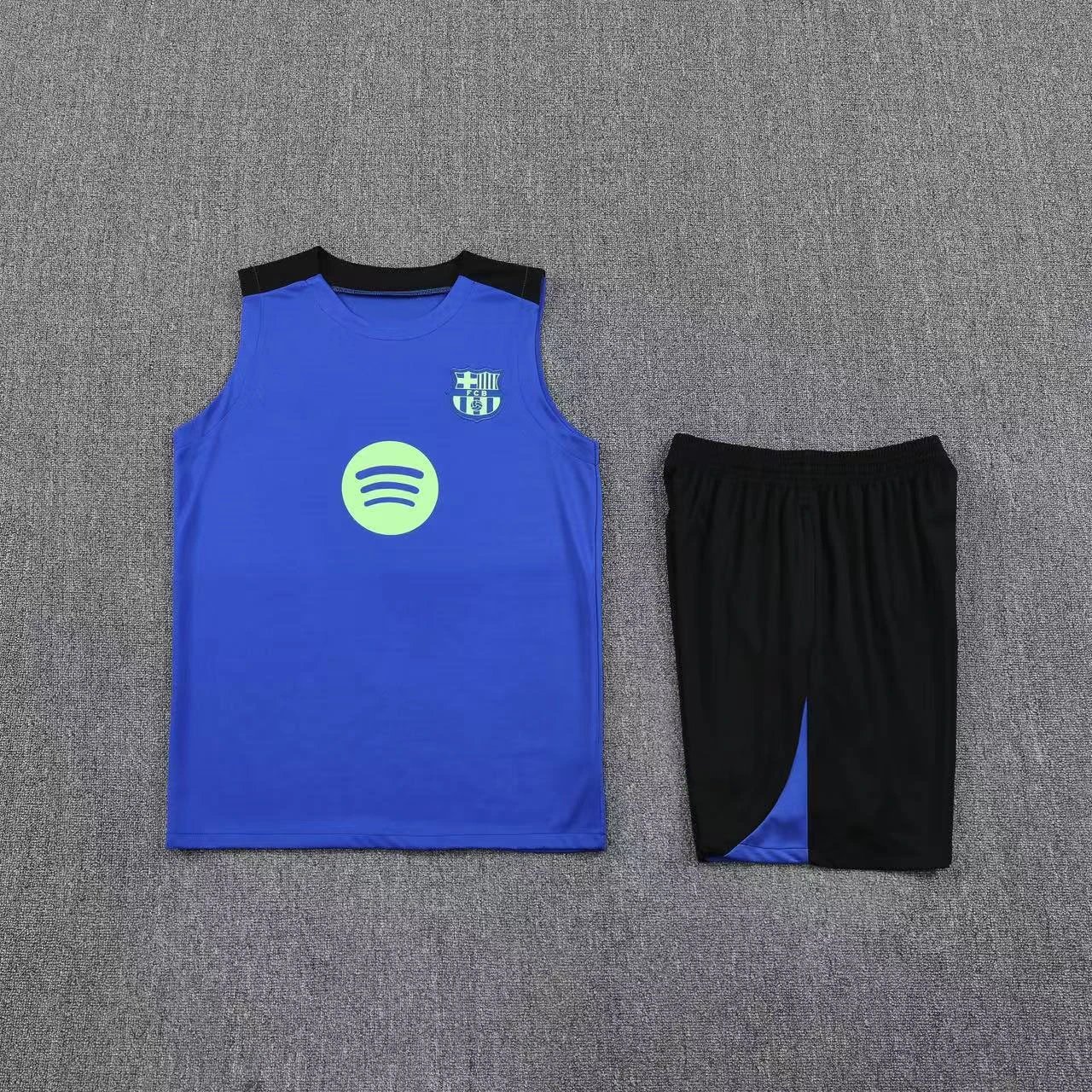 Paris Saint-Germain Training Vest and Shorts Set Pink / Black - 3