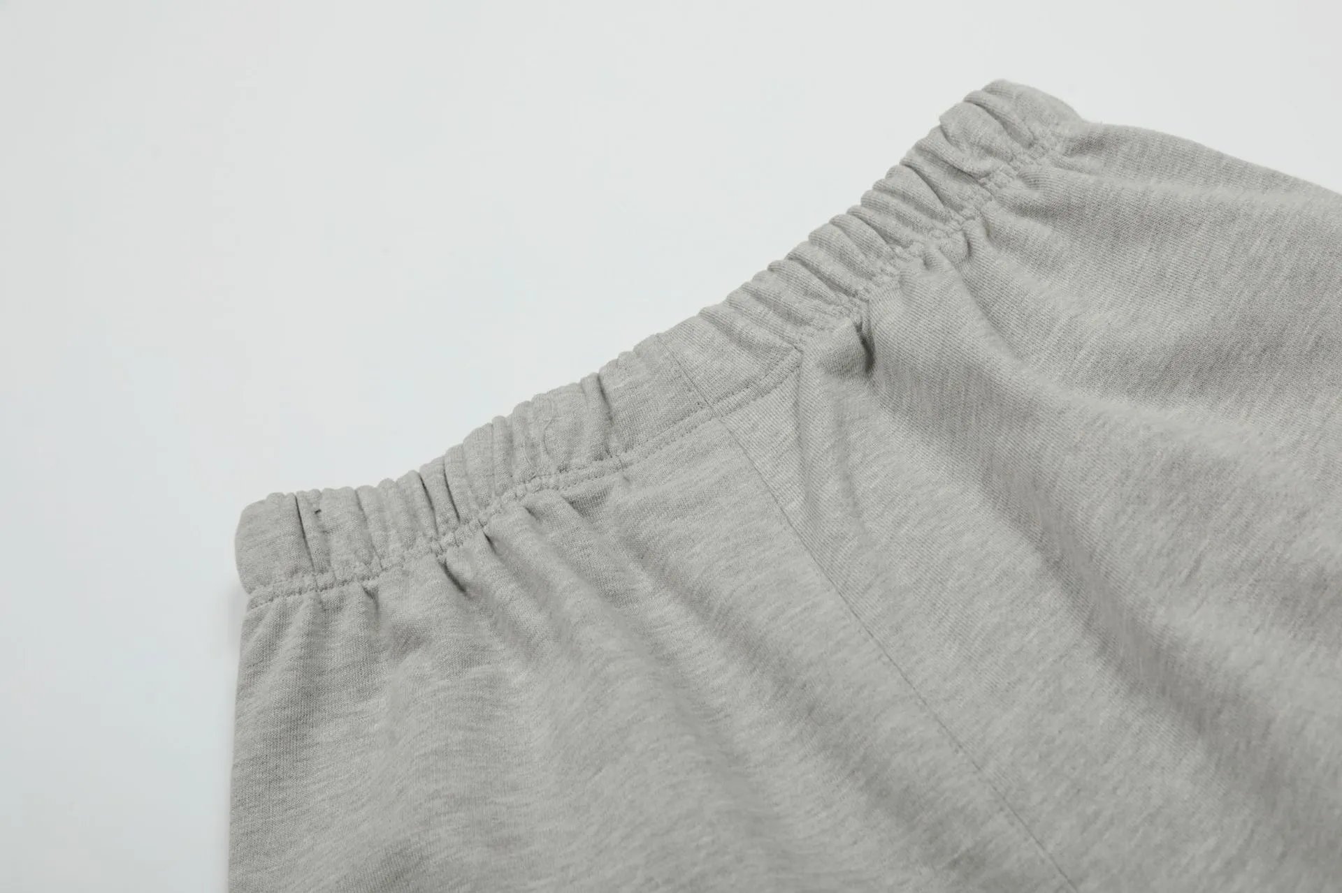 Fear of God Essentials Logo Shorts Burgundy - 15