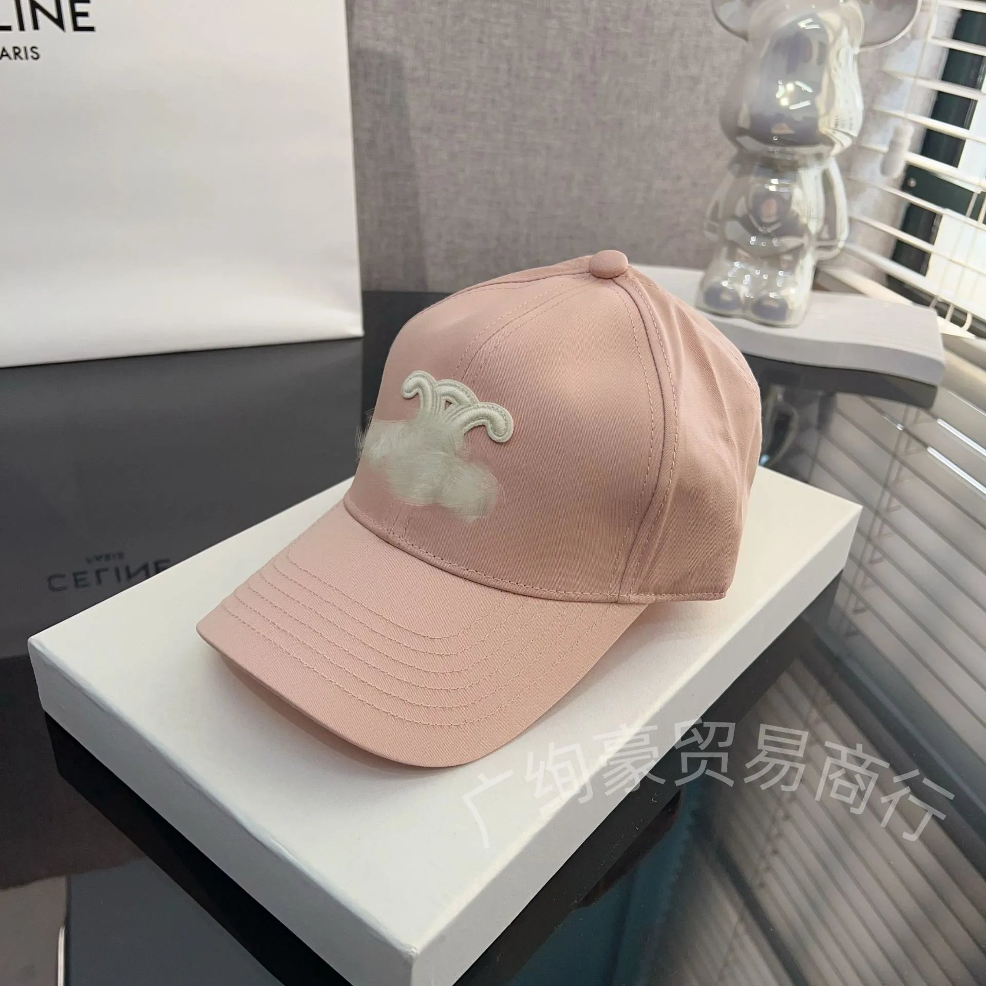 Design Abstract Ink Print White Baseball Cap - 13