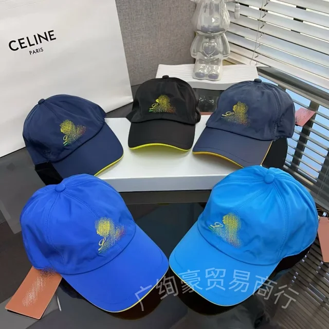 Unbranded Hats Embroidered Baseball Cap with Contrast-Trim Brim product detail image 2