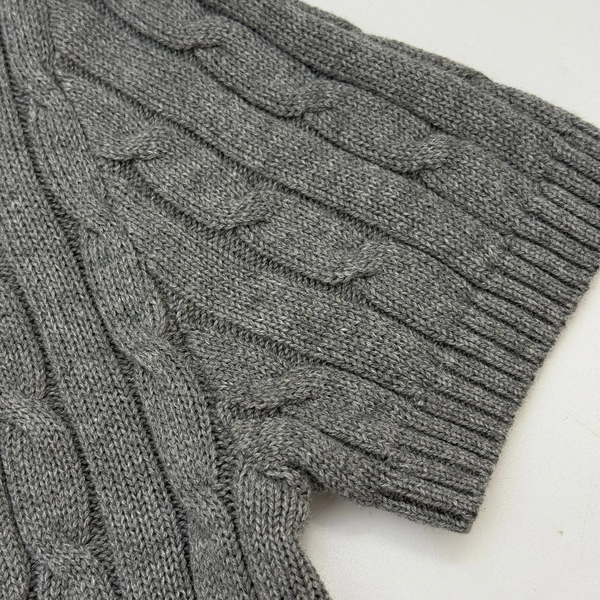 Design Cable Knit Short-Sleeve Sweater Beige Sweater - 17