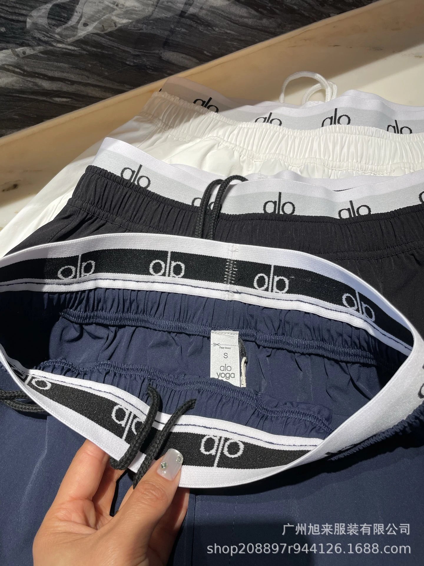 Alo Yoga Flow Shorts Black Activewear Shorts - 9