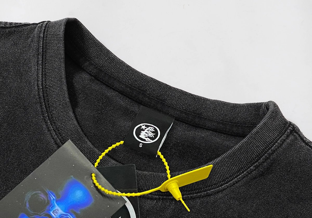Represent Elegance in Motion T-Shirt Black - 25