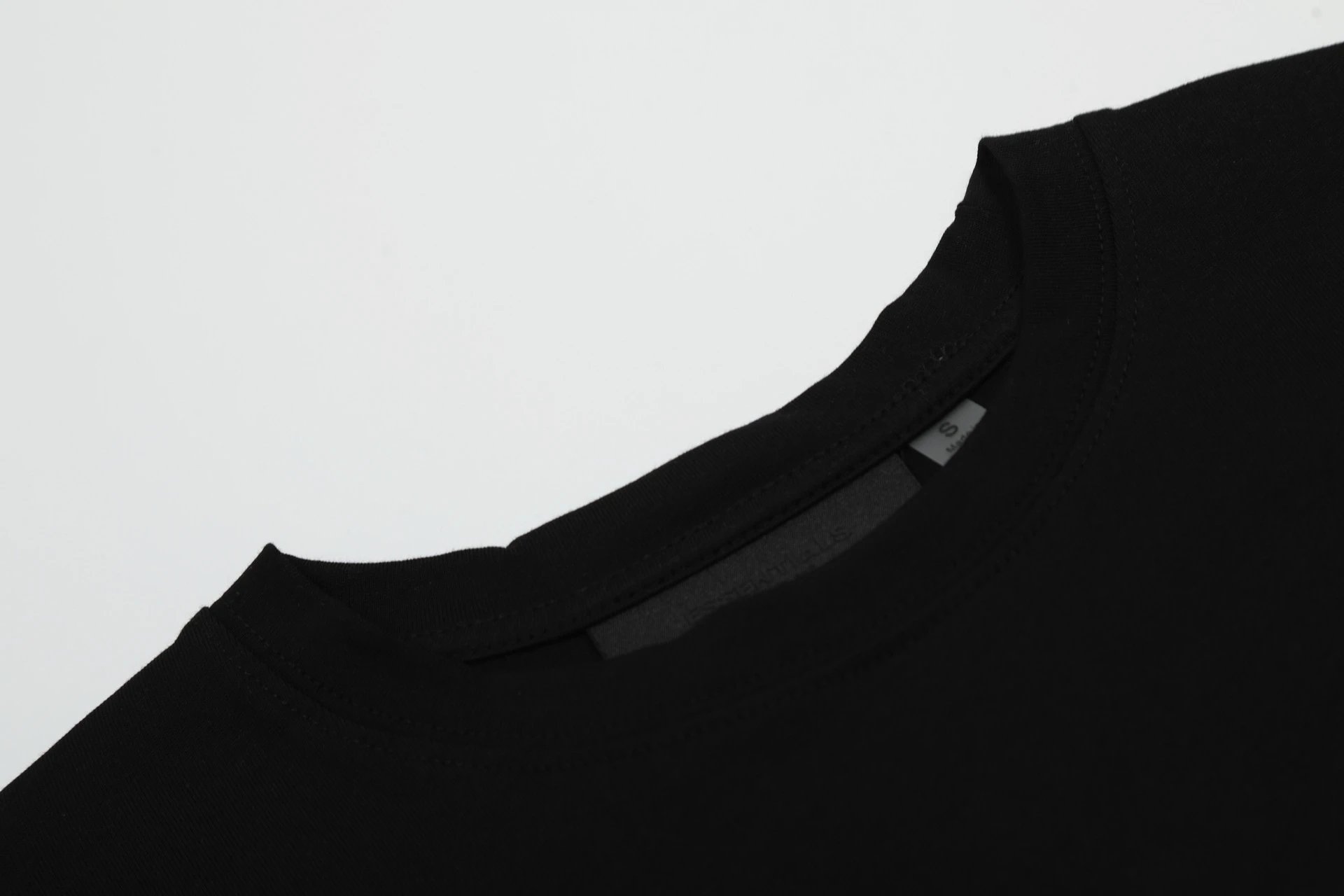 Fear of God Essentials Black College Print T-Shirt - 15