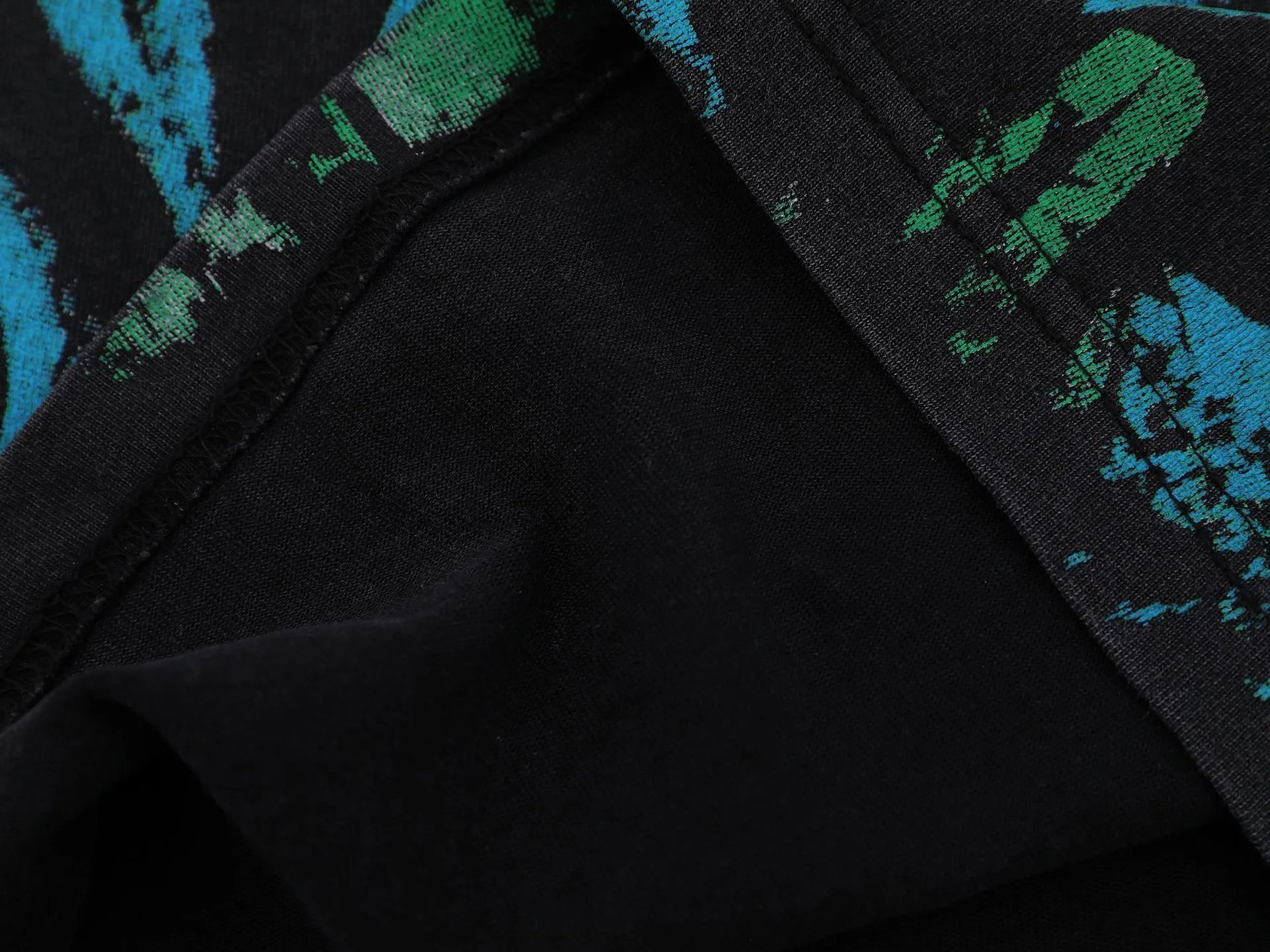 Design Vale Sports Division Valley Dream Magazine Peace T-Shirt Multicolor T-Shirts - 40