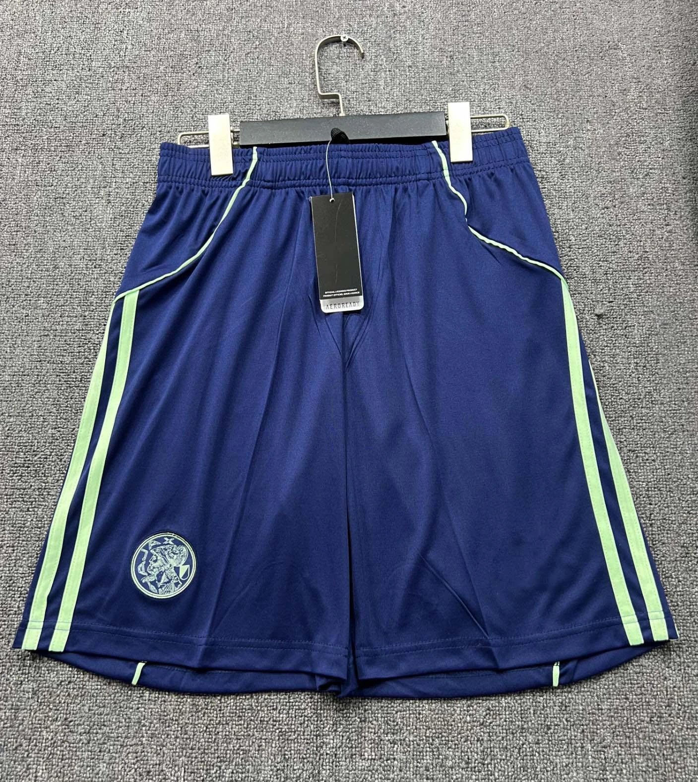 Adidas Shorts Football with club or national team crests — 2526 Ajax away