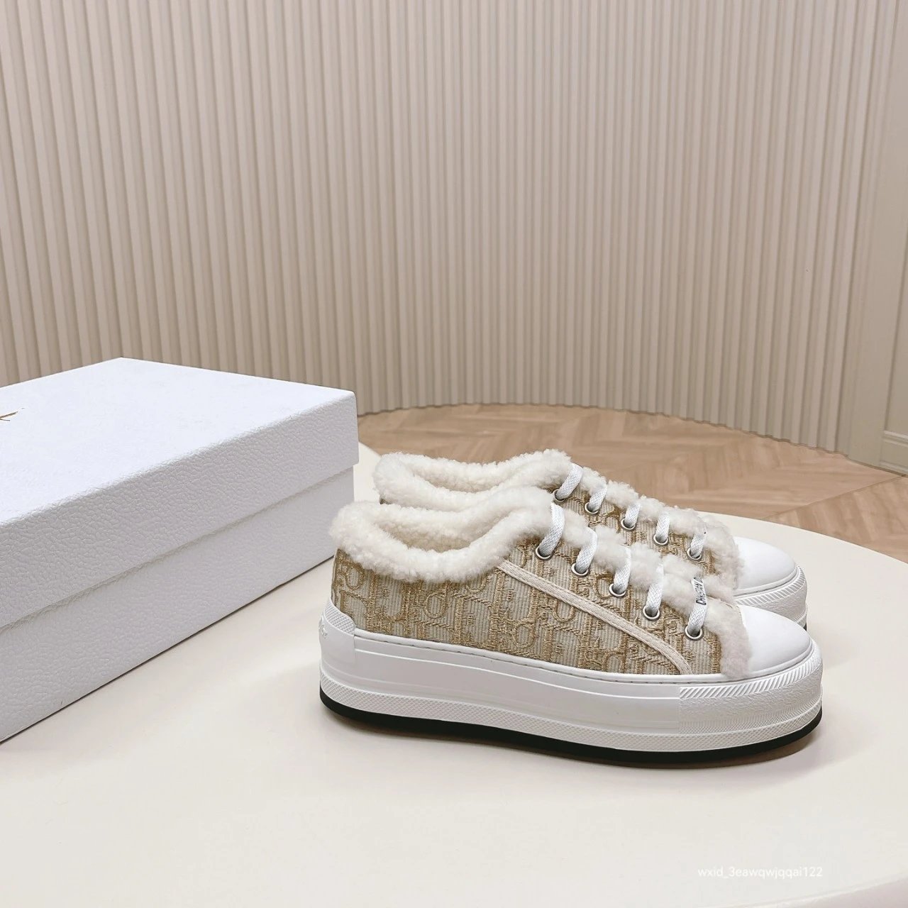 Dior Oblique Logo Be