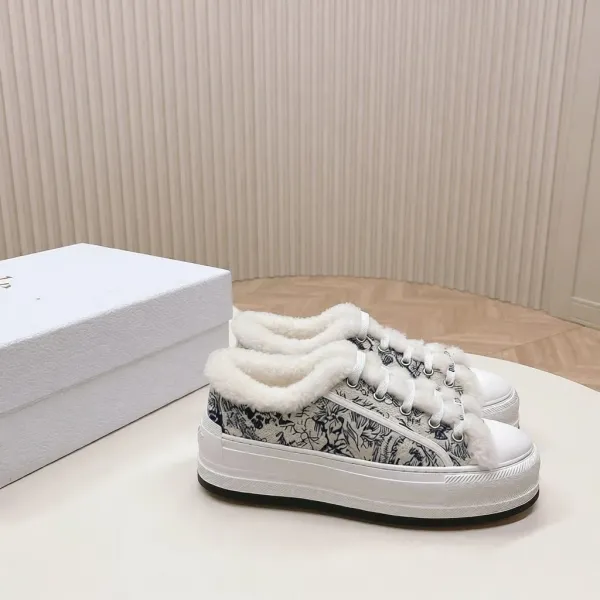 Design Arc'teryx x Off-White Inspired Graphic Print Platform Sneakers White Chunky Sneakers - 2