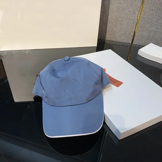 Longchamp Hats Embroidered Horse Logo Baseball Cap with Contrast Trim product detail image 7