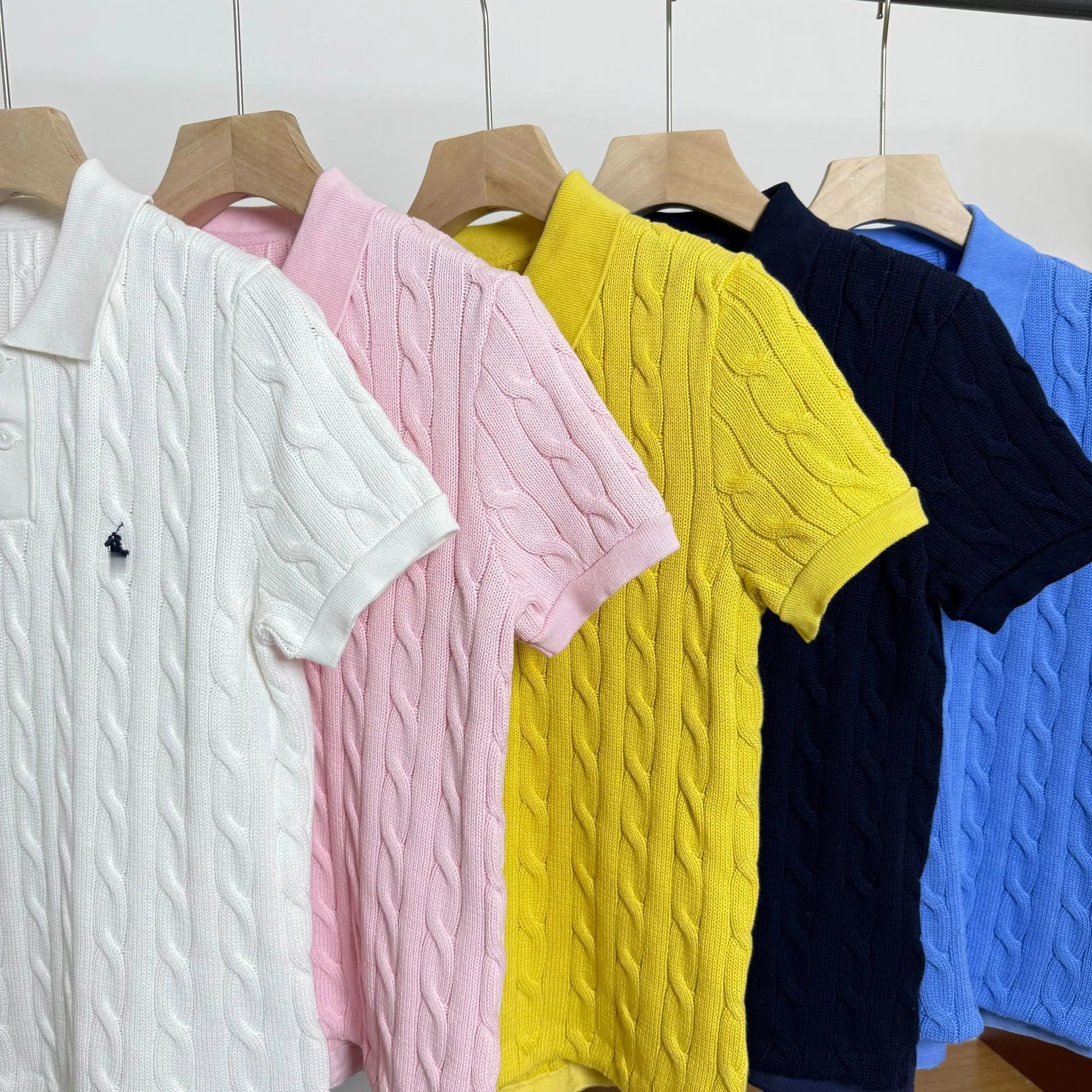 Design Cable Knit Polo Shirt in Sky Blue Tops Polo - 4