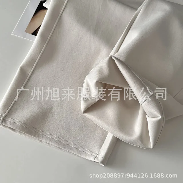 Alo Yoga Trousers High-Waisted Wide-Leg product detail image 10