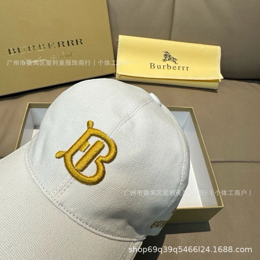 Burberry Equestrian Knight Embroidered Baseball Cap White - 12
