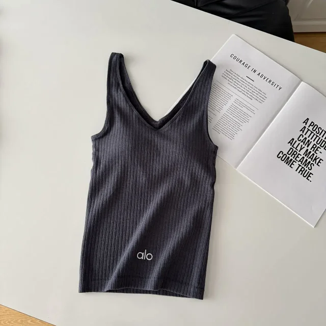 Alo Vests Ribbed Scoop-Neck Tank Top product detail image 3