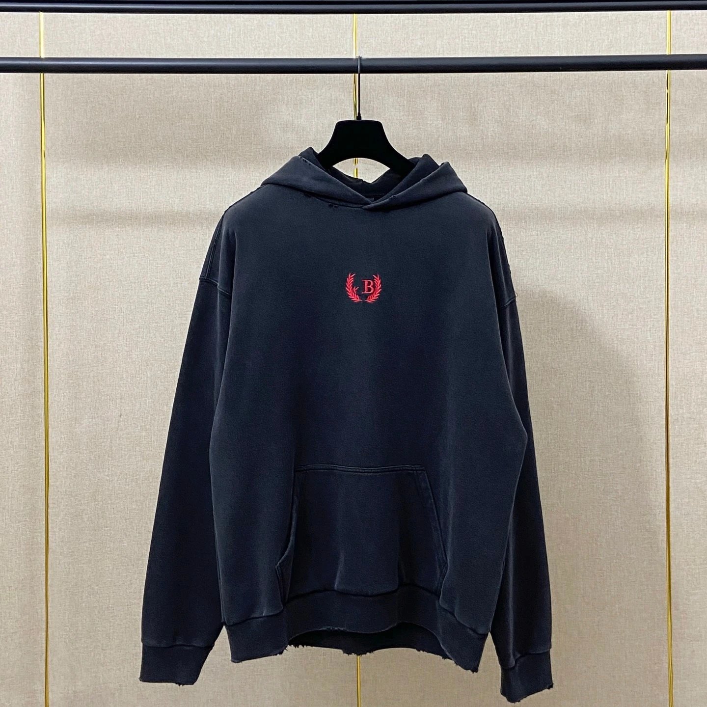 Design Statue of Liberty Graphic Hoodie Black - 4