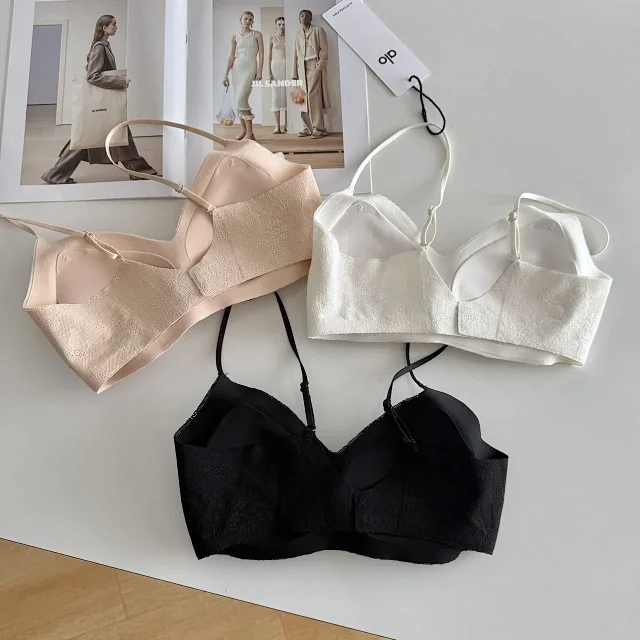 Alo Underwear Lace Padded Bralette product detail image 2