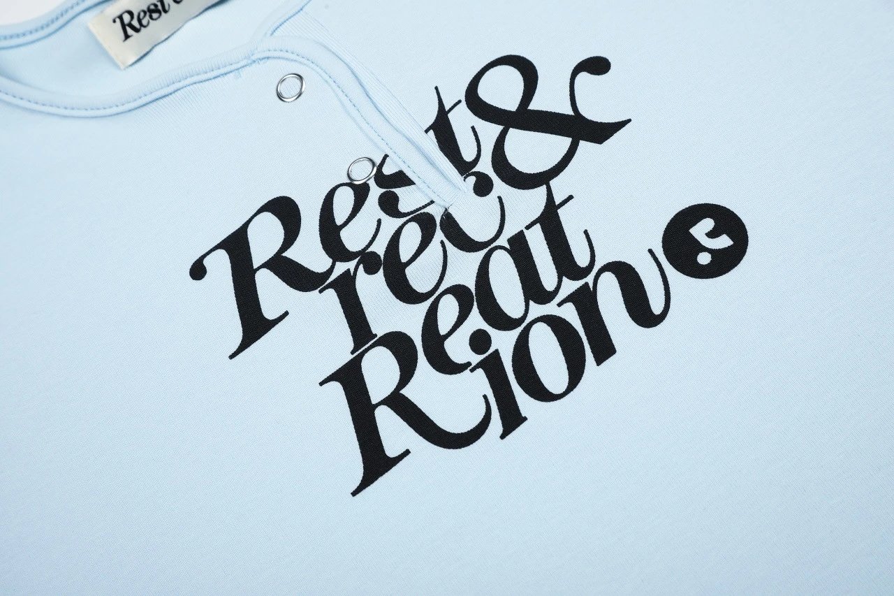 Rest & Recreation Logo Print Henley T-Shirt Gray - 21