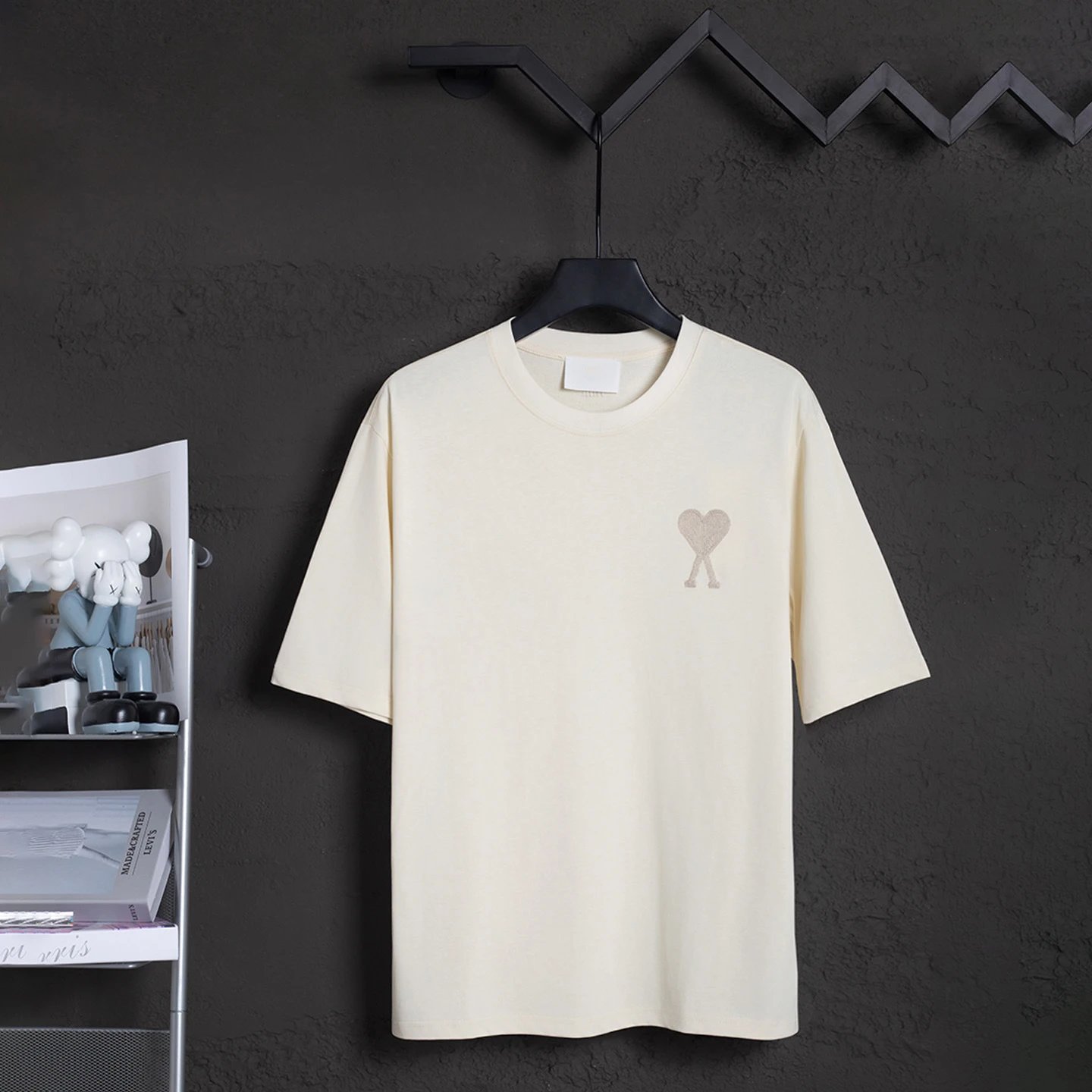 Ami Paris Heart Logo Beige T-Shirt - 28