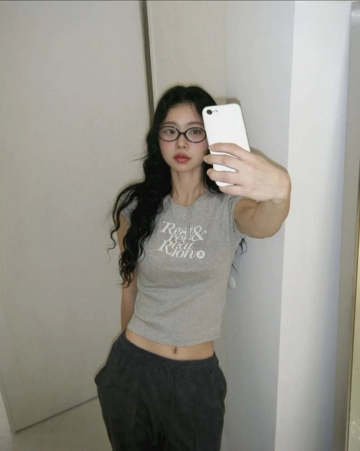 Rest & Recreation Logo Print Henley T-Shirt Gray - 14