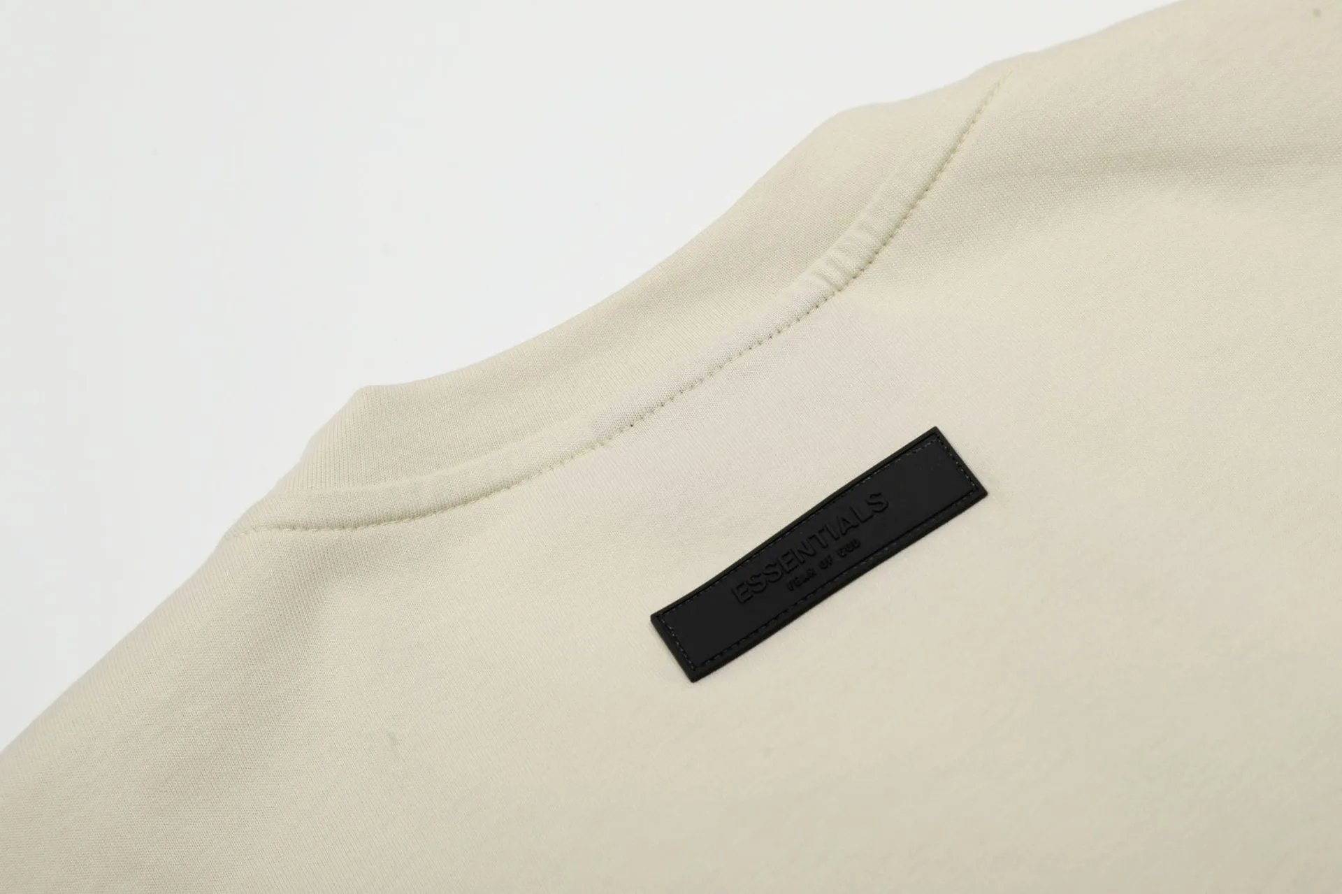 Fear of God Essentials Arch Logo Black T-Shirt - 22