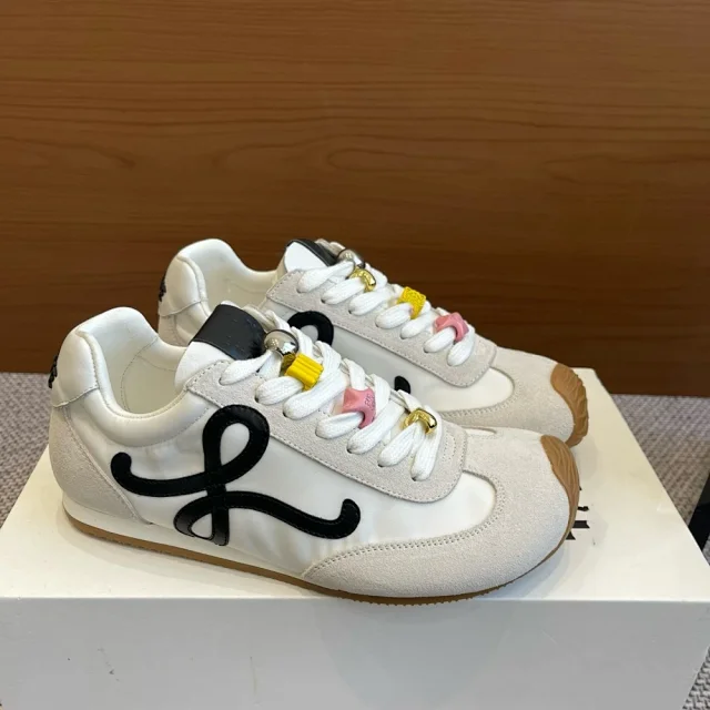 Loewe Sneakers Ballet Runner 2.0 low-top product detail image 3