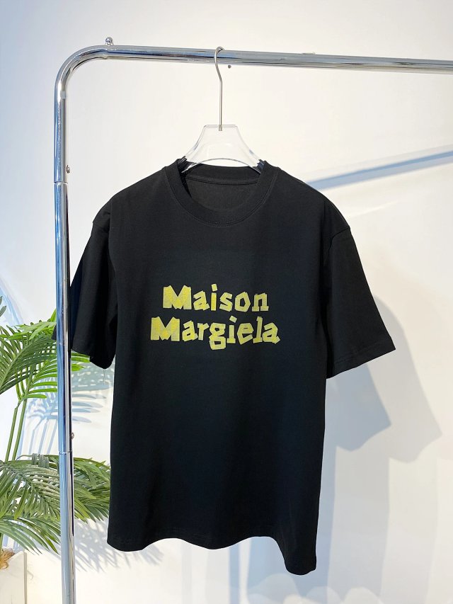 Maison Margiela Cat T-shirt Tee: seller detail photo 13