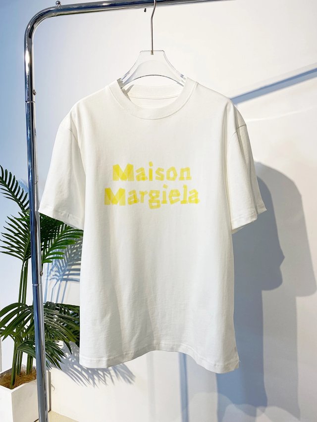 Maison Margiela Cat T-shirt Tee: seller detail photo 14