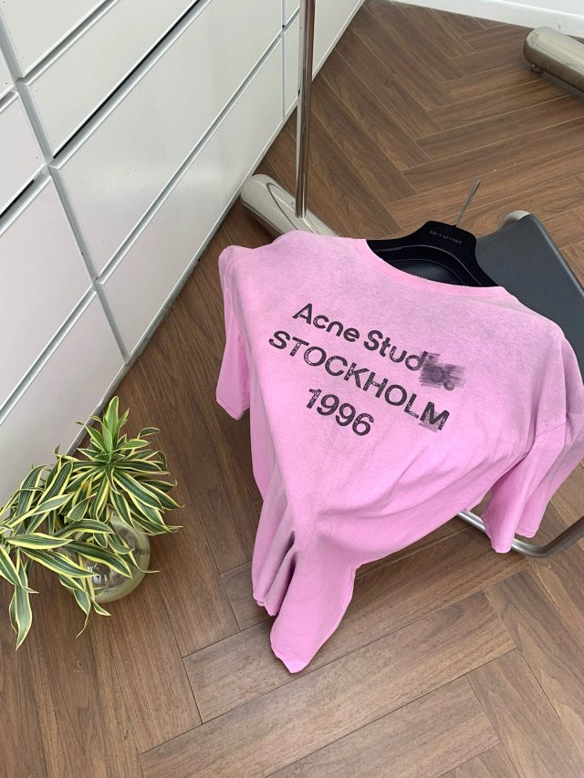 Pink Acne Studios T-shirt Tee: seller detail photo 1