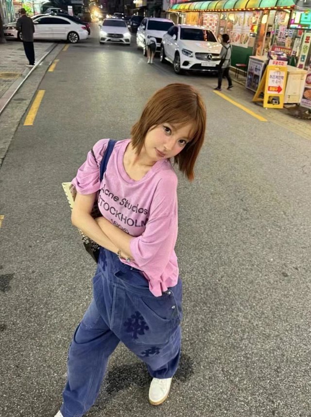 Pink Acne Studios T-shirt Tee: seller detail photo 3