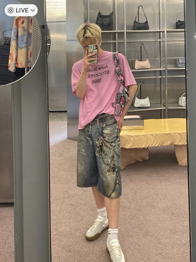 Pink Acne Studios T-shirt Tee: seller detail photo 11