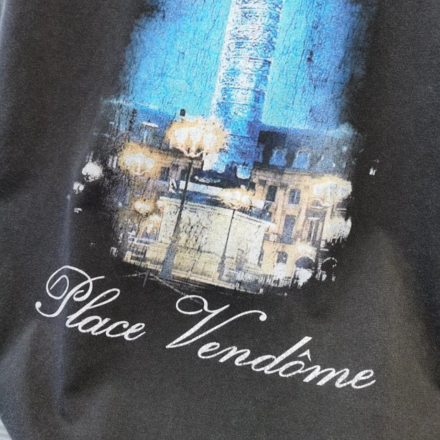 Balenciaga Vogue T-shirt Tee: seller detail photo 8
