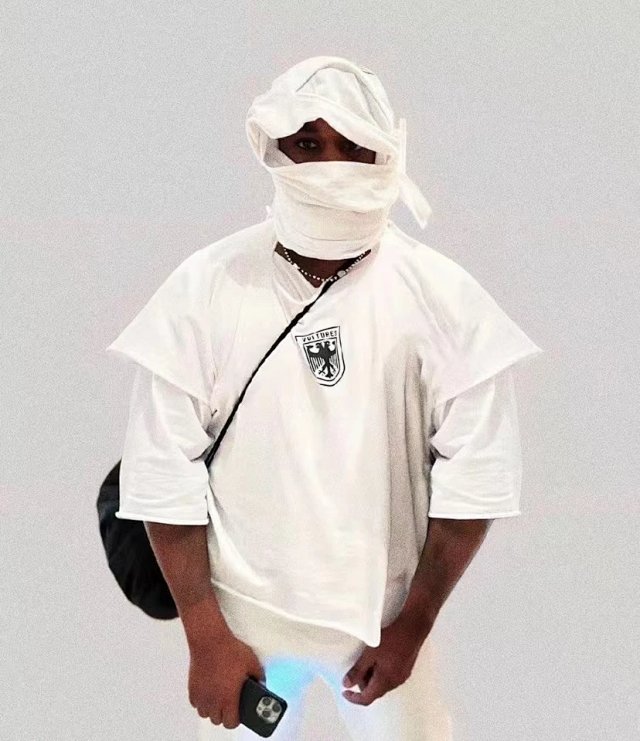 Adidas Yeezy Vultures T-shirt Tee: seller detail photo 7