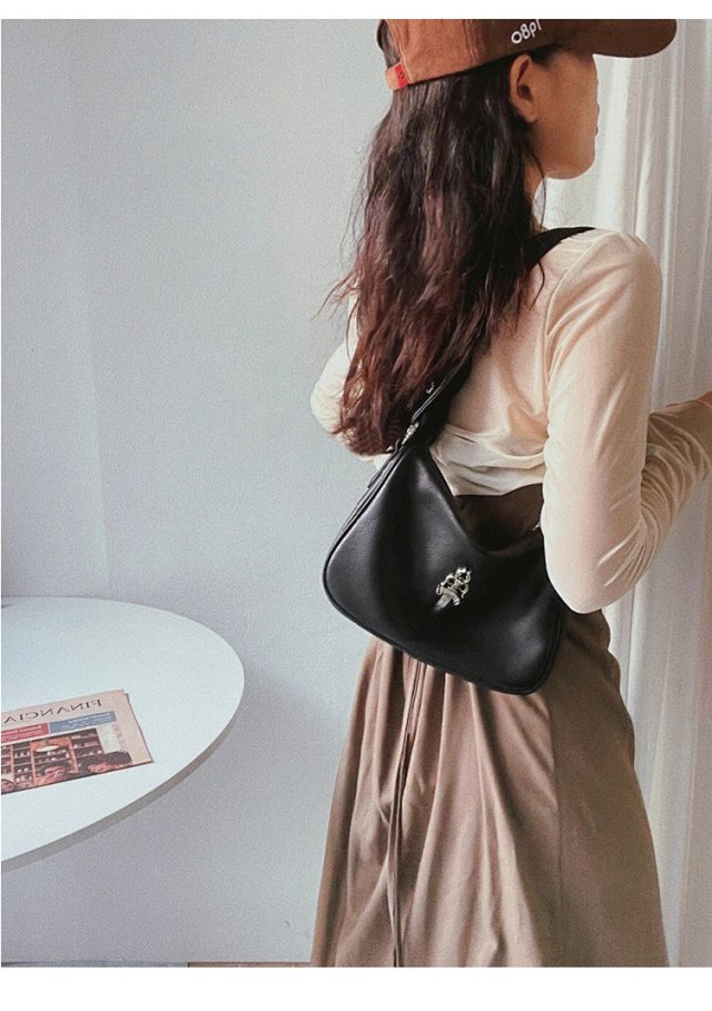 Chrome Hearts Handbag: seller detail photo 6