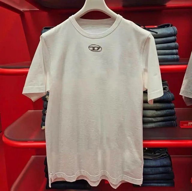 Diesel Vintage T-shirt Tee: seller detail photo 4