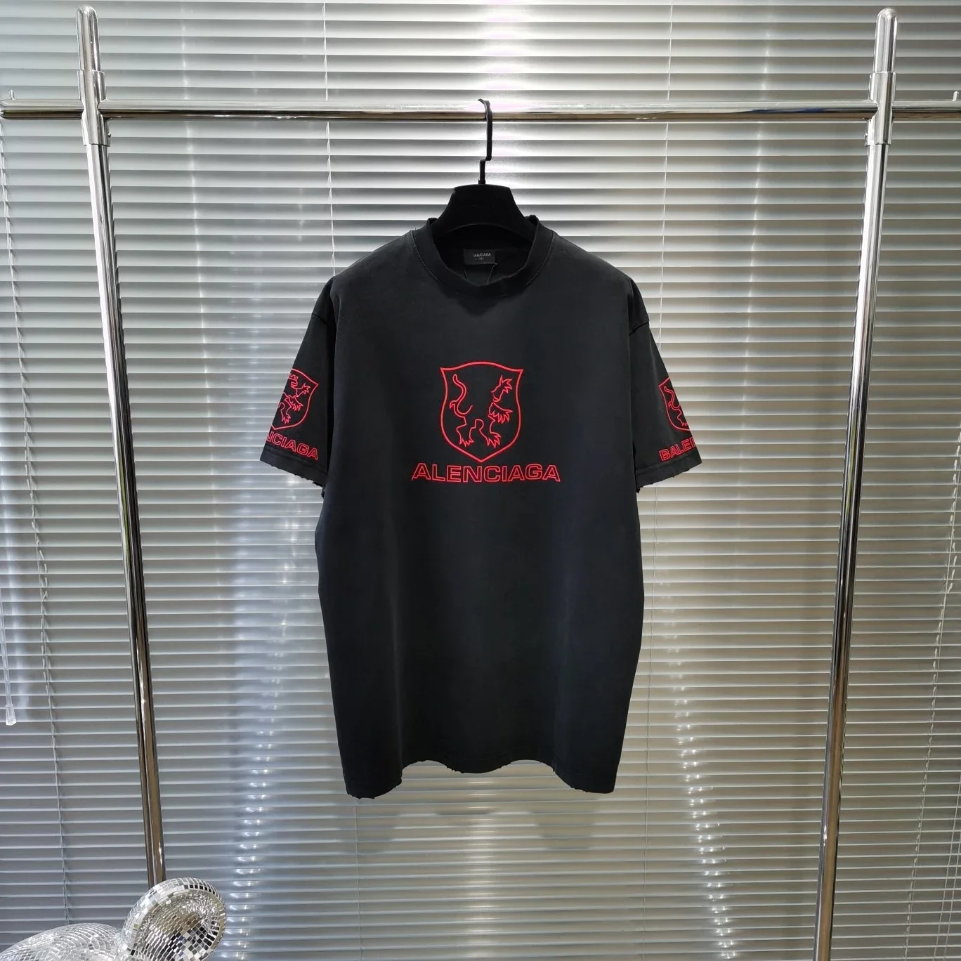 Balenciaga Camisa Lion