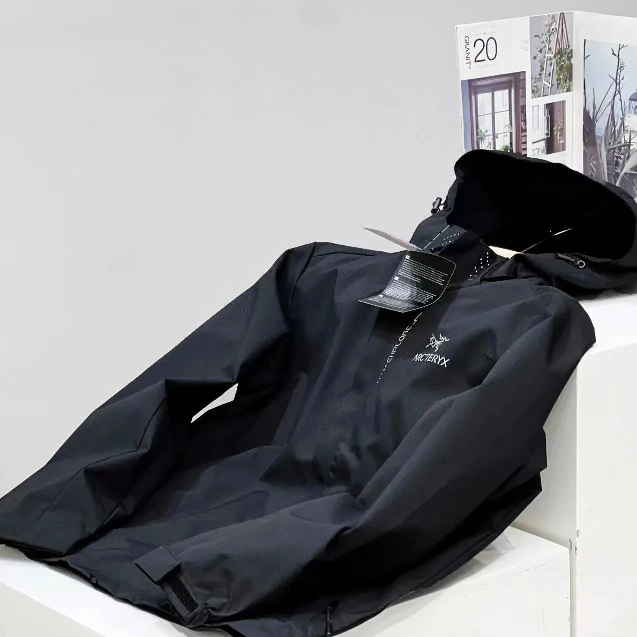 冲锋衣单层连帽开衫防水男女同款薄款单冲防风外套三防登山服印花