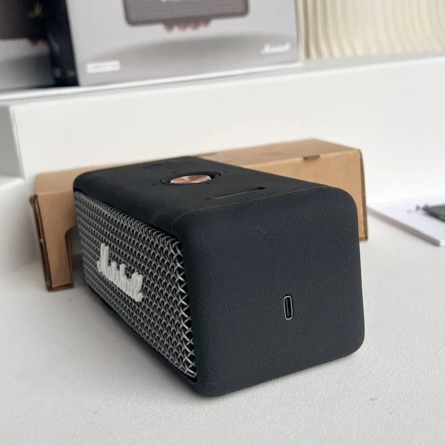 Marshall Bluetooth Speaker: seller detail photo 3