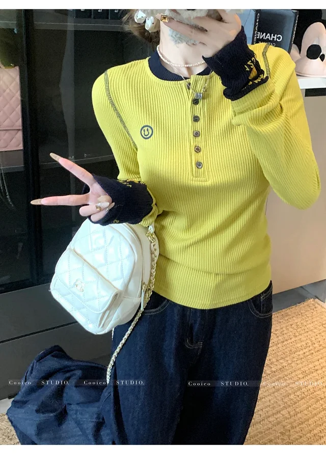 Women's Dopamine Color-Block Embroidered Knit Top Detail